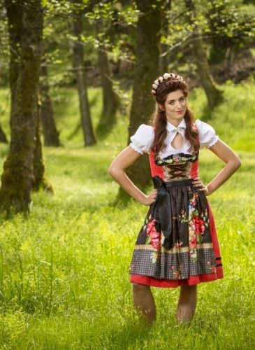 ko-zauber-dirndl-rot