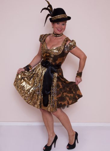 ga-dirndl-modelle-lederdirndl-2-1